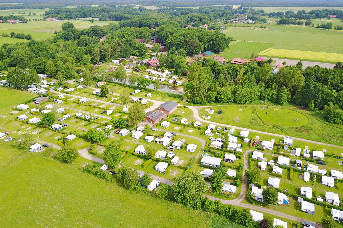  Luchtfoto van de Camping Park Lneburger Heide