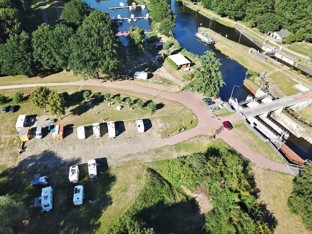  Luchtfoto vanuit het RV park Wasser Wander Zentrum Dmitz