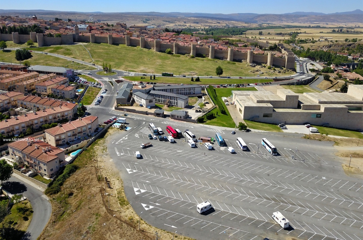  Flygfoto frn parkeringsplatsen vid kongresscentret