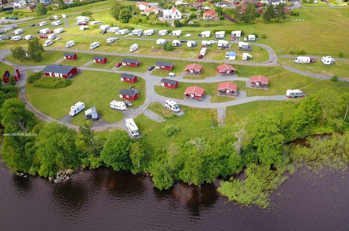 Luchtfoto van camping Nora Bergslagen