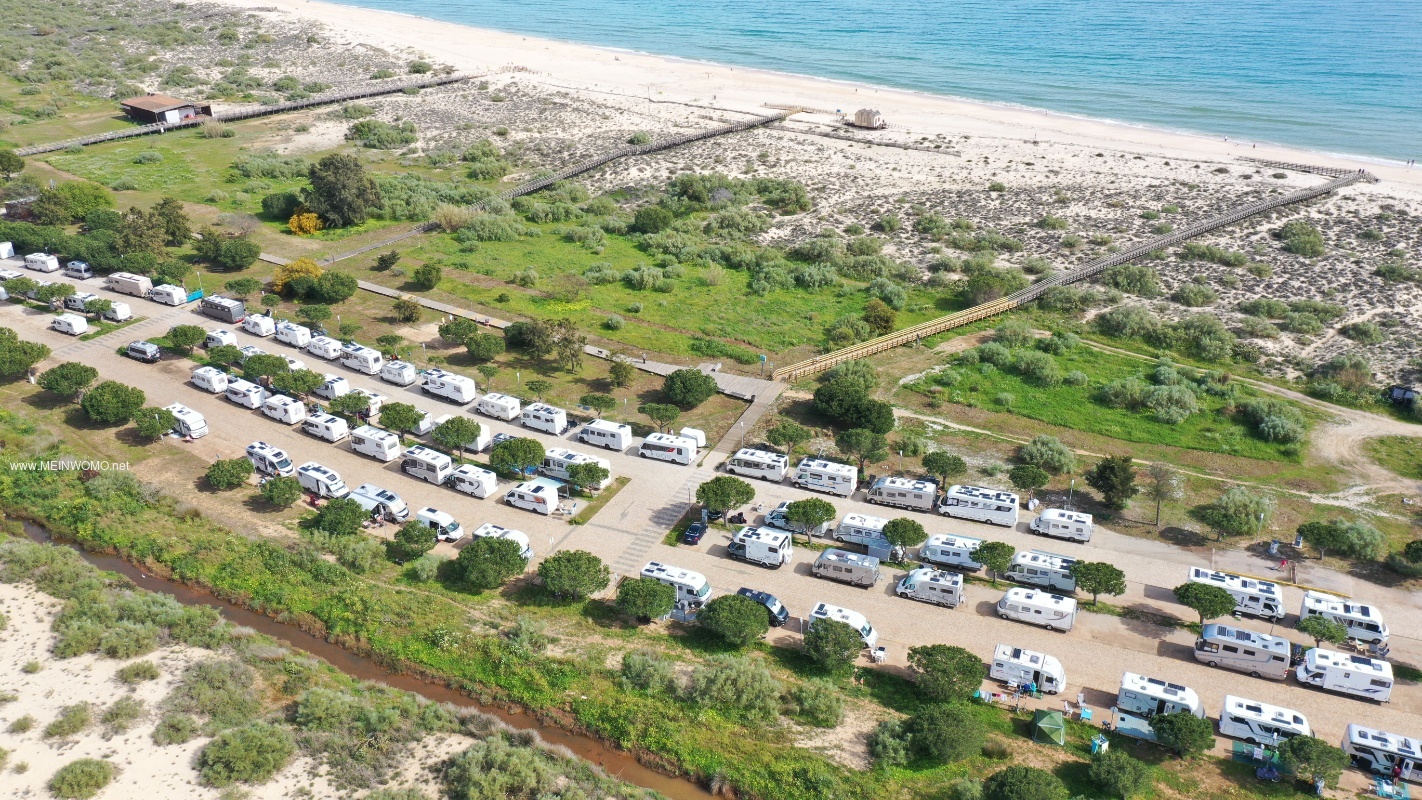 Aerial photo of the Manta Rota parking space