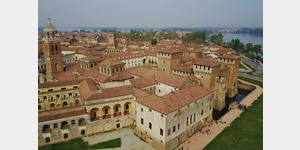 Der Gebudekomplex des Palazzo Ducale aus der Vogelperspektive