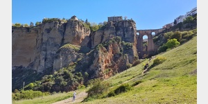 Die Westseite von Ronda mit der Puente Nueva
