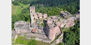 Luftaufnahme der Burgruine Altdahn