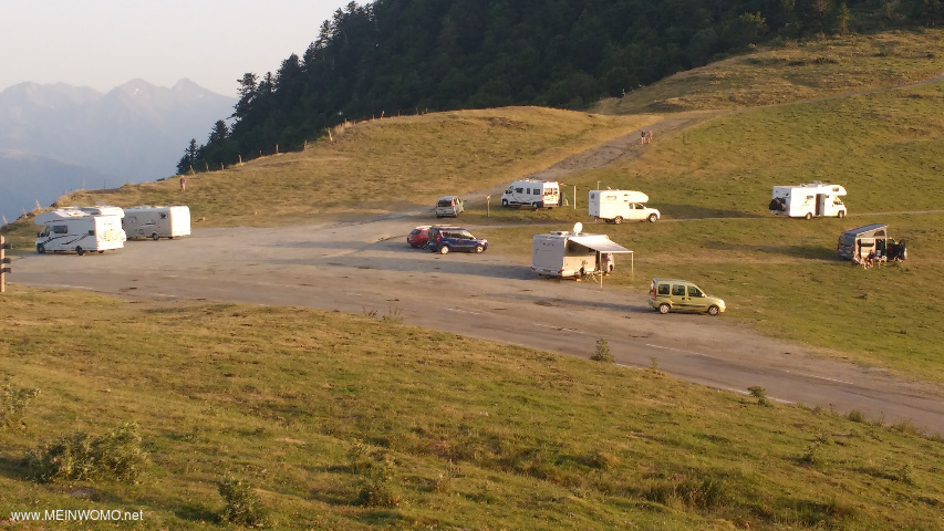 Parking for overnight stays at the Col d Aspin pass