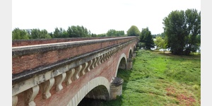 Brcke des Garonne-Seitenkanal ber den Tarn