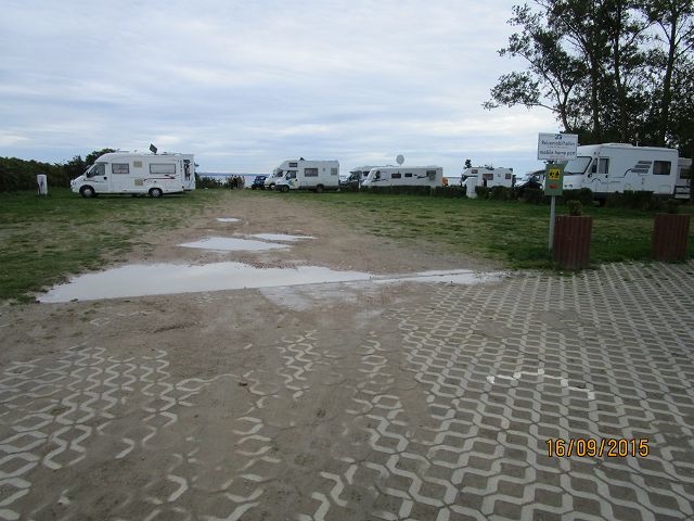  Altenkirchen - Pitch bredvid KNAUS Camping - Tillgng till parkeringsplatsen