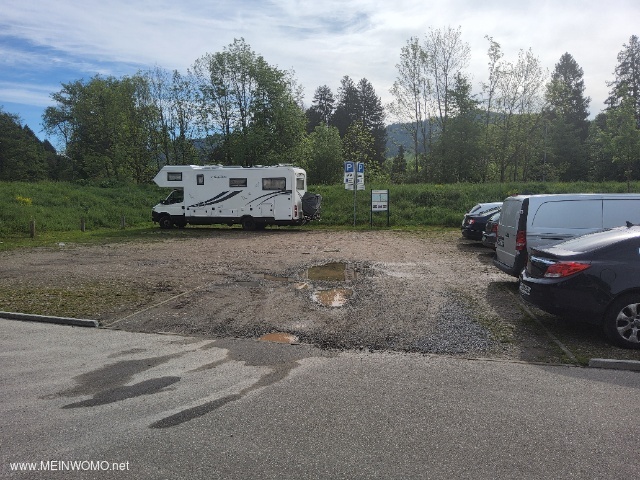 The left side of the parking bay is reserved for motorhomes (and is often ignored by car drivers. .  ...