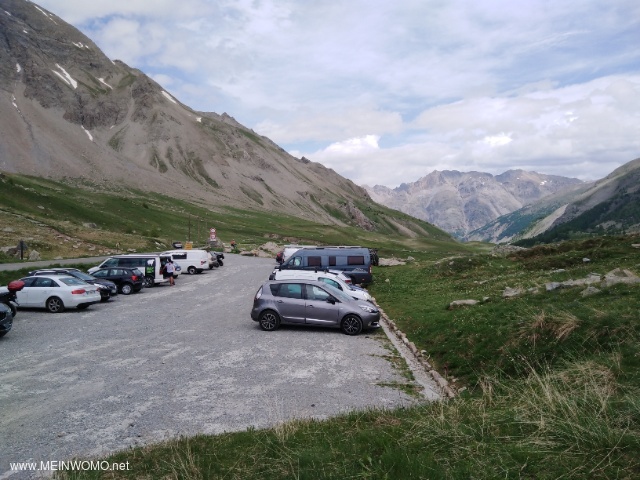  The parking lot at the pass   