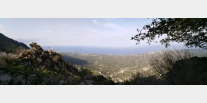 Panoramabild vom hchsten Punkt der Wanderung, links der Belvedere de Cervione