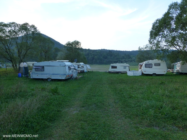  Row of free-camping vehicles