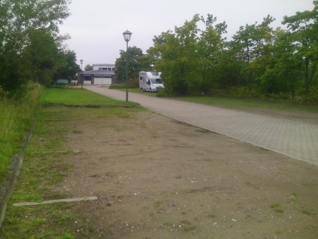  Parcheggio presso il campo sportivo Ltjenburg 
