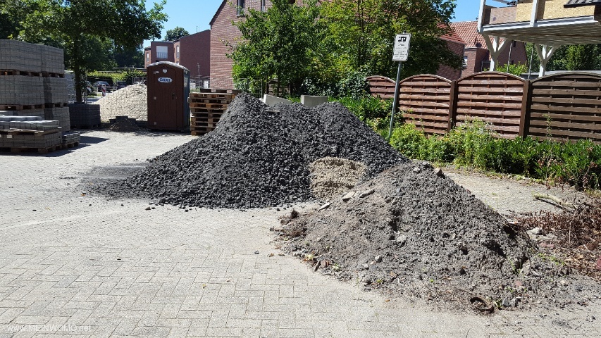 Der Stellplatz ist zur Zeit eine Baustelle.