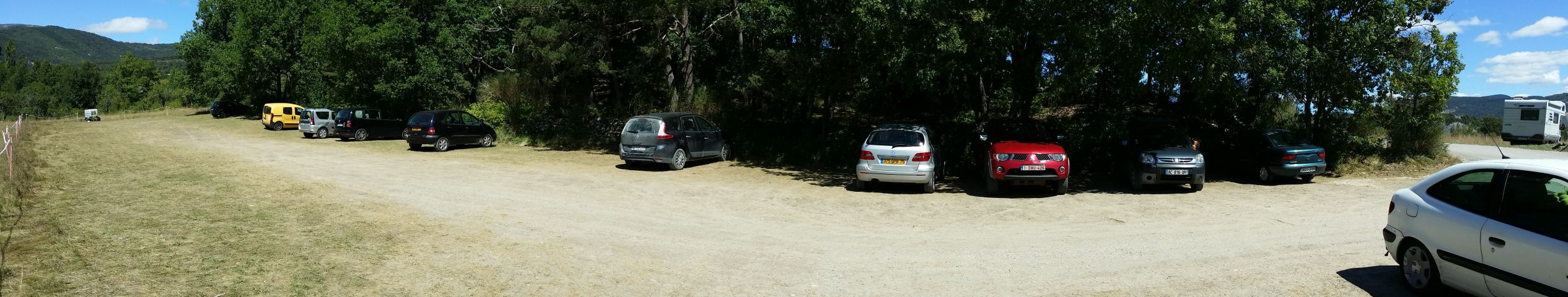  Posti auto nel parcheggio inferiore etwast irregolare. 