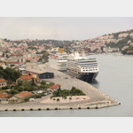 Kreuzfahrtschiffe im Hafen von Dubrovnik