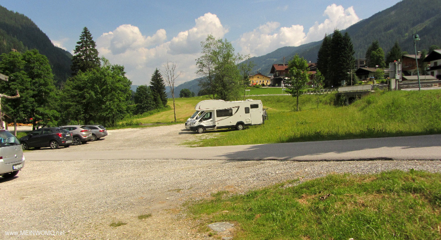  Untertauern;.  Parking is available on the right and left of the driveway to the game park..  The p ...
