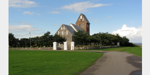 Die Kirche von Hjerpsted. Sie wurde um etwa 1130 erbaut und zhlt damit zu den ltesten Kirchen Dnemarks.
