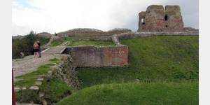 Die Reste der aus dem  Anfang des 14. Jahrhundert stammenden, von Knig Menved errichteten Burg Kal.