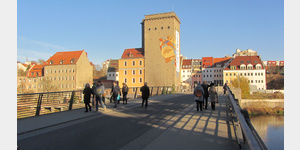 Grlitz, Blick ber die 2004 wieder erffnete Altstadtbrcke zum polnischen Zgorzelec.