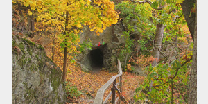 Der Pioniertunnel, ein vom Magdeburger Pionier-Bataillon im Jahre 1900 in den Fels getriebener  10 Meter langer Durchbruch des Selketalstieges.