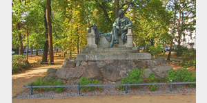 Neuruppin, Fontane-Denkmal