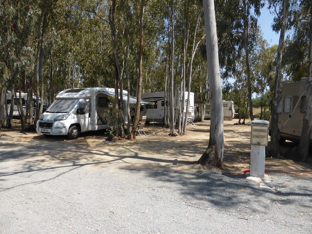  Camping Flumendosa, Santa Margherita, Pula (CA) Sardinien;.  Tomter i slutet av maj 2016