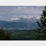 Blick auf Mo I Rana, Tungtransportveien, 8626 Rana, Norwegen