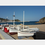 Blanes, Boote am Strand