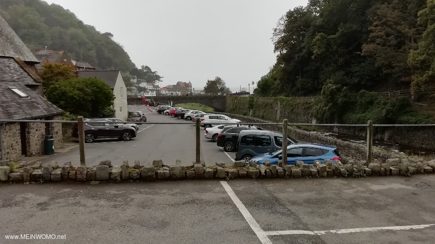  Parkering, utsikt nedstrms till bron