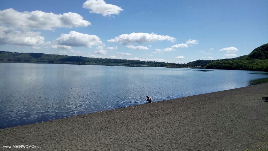  Wonderful quiet beach (south side) at the crater lake in the beginning of May