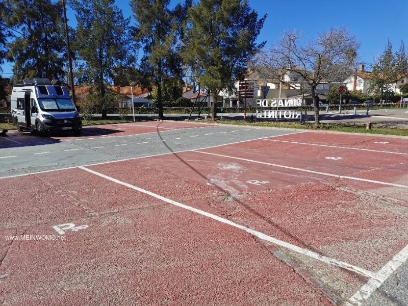 Parking space with Womo markings