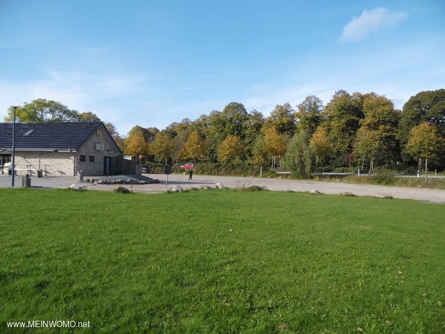 18.10.2020: Stellplatz hinter der Bckerei