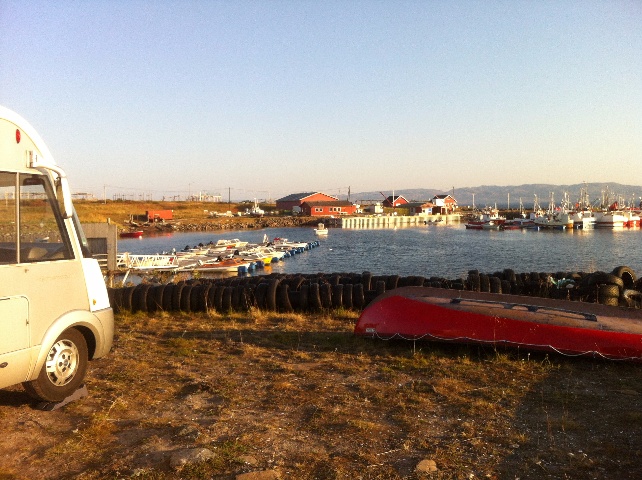 Parkplatz Nesseby am Fischereihafen