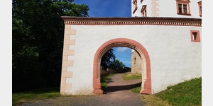 Haupteingang zur Veste (Zwingertor)