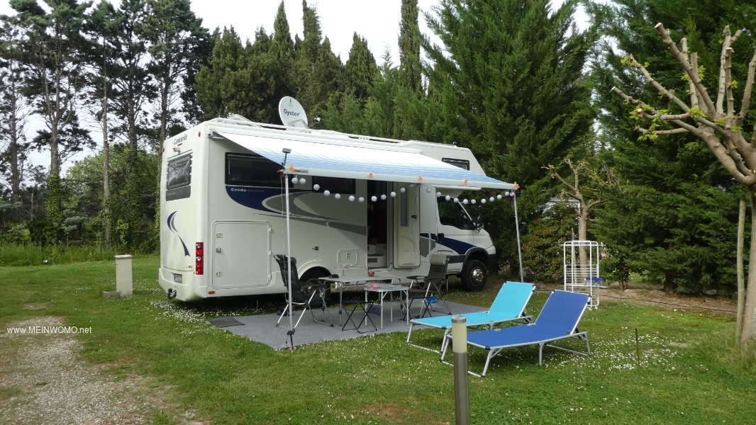 Op camping Les Micocouliers, standplaats 67