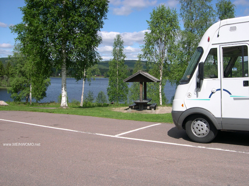 Nice resting place at the lake on the E45 in front of Tordby