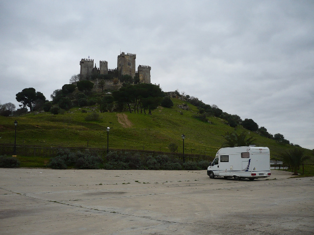 Parkplatz unterhalb der Burg