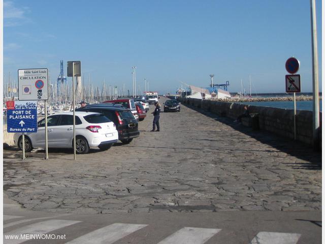  Ste - Mle Saint Louis - parking ban and gendarmerie control -the image was taken on 10.17.2014