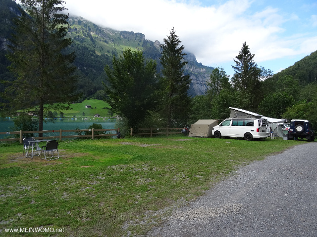 Parcheggi direttamente sul lago Klntal