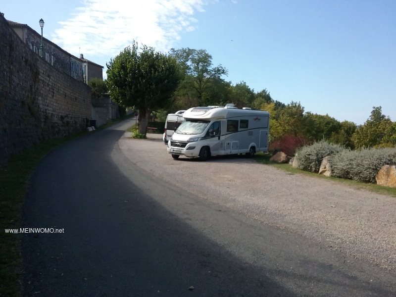 Emplacement Castelnau de Montmiral 