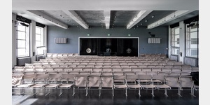 Bauhaus Dessau 03/2017 Theater - nur mit Fhrung zugnglich