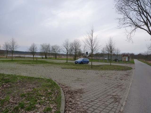 Parkplatz Dorf Stresow