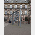 Binnenhof, Den Haag@Willem Drees Denkmal vor dem Eingang