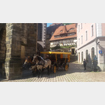 Restaurant Vincenz Richter, Meissen@Davor: Eine Pferdekutsche wartet auf Gste.