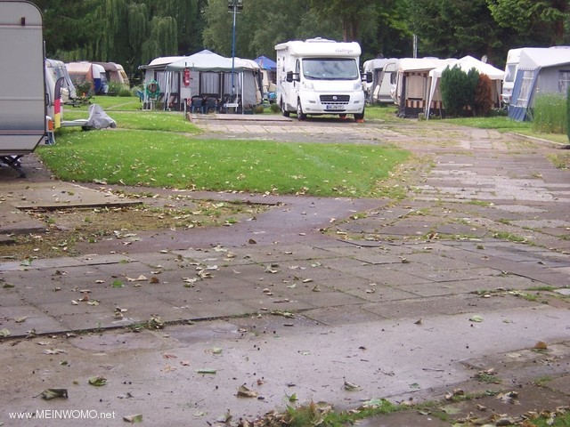 1 to 4 additional parking spaces in the camping center