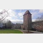 Torturmplatz mit Stadtmauer, Rckseite Nibelungenmuseum