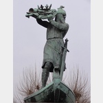Nibelungendenkmal, Hagen wirft den Nibelungenschatz in den Rhein