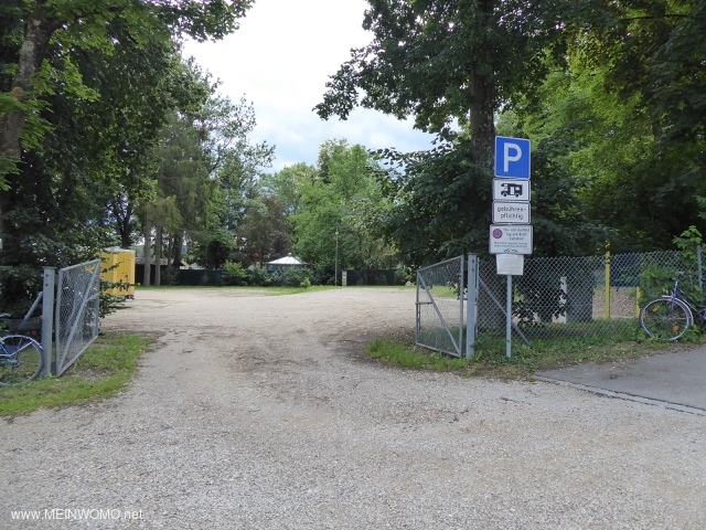 Entrance to the parking space
