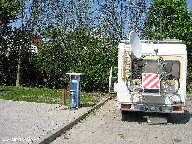  09111172-EVA disposal station for the parking space Westhofen