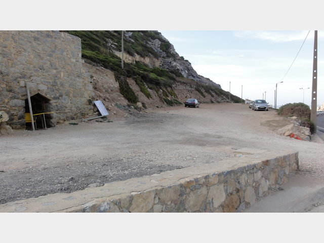  Parkplatz kostenpflichtig Praia da Adraga 